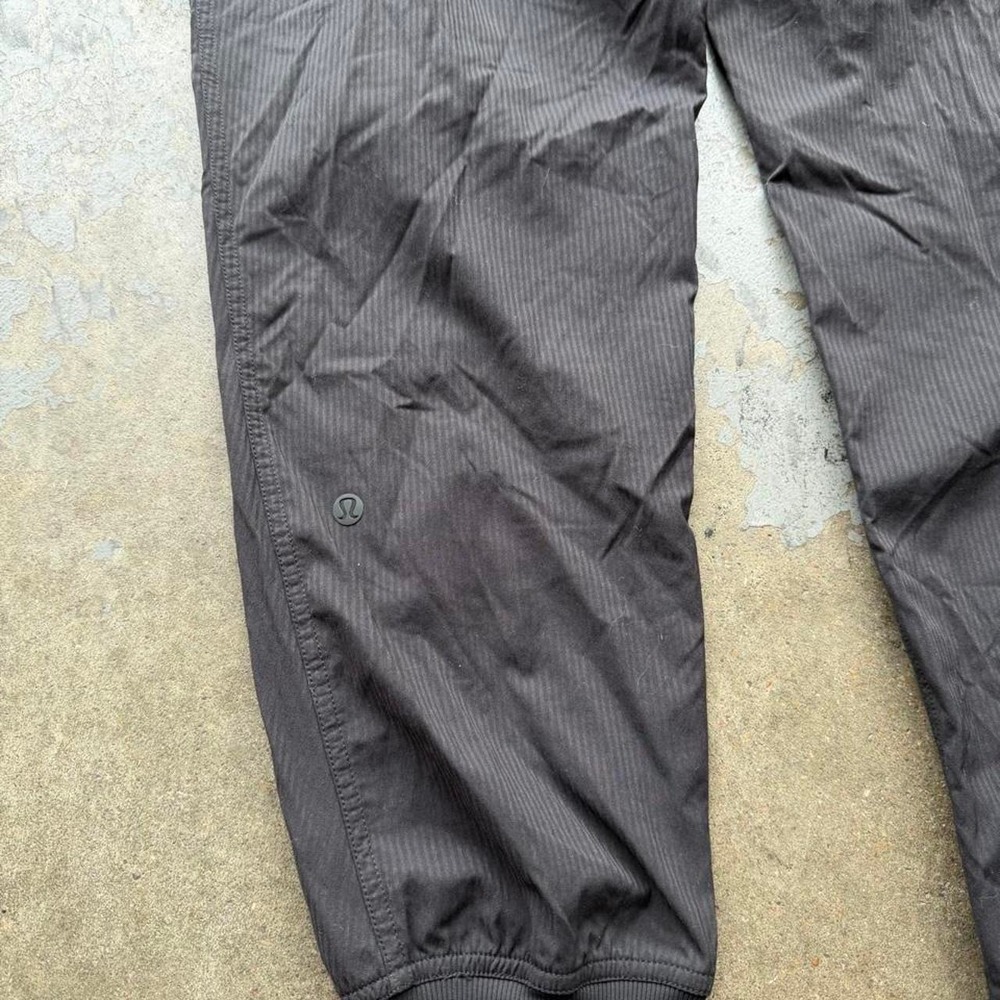 Lululemon dance studio joggers size 8 - Picture 4 of 7